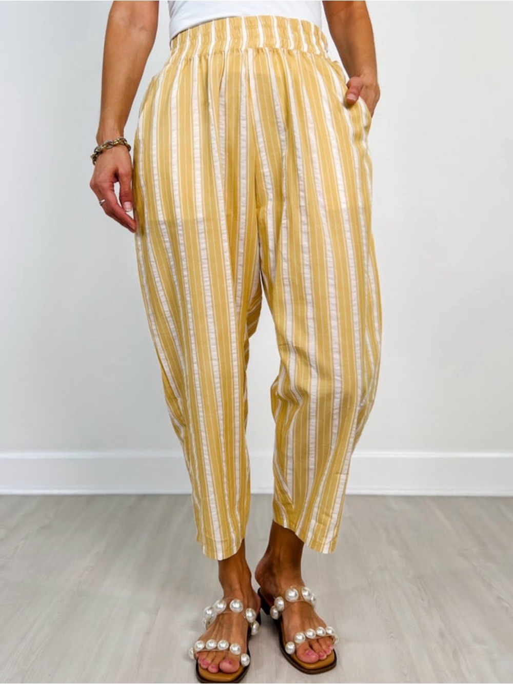 Women’s Oddi Striped Yellow Cropped Elastic-Waist Pants - 2XL